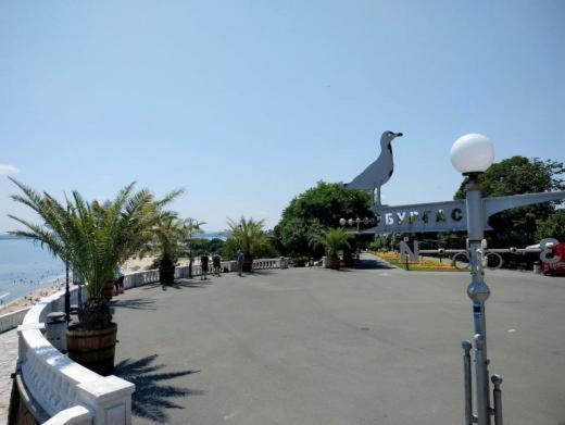 Emona Apartment Burgas Exterior foto