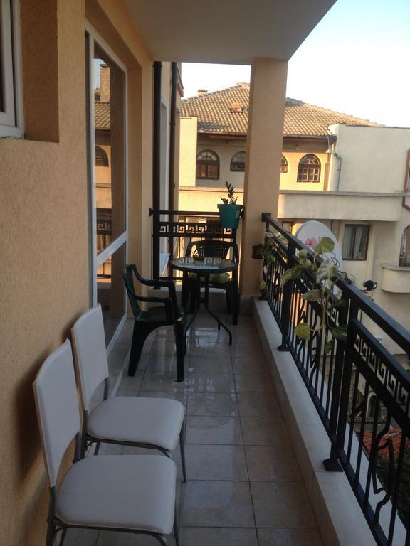 Emona Apartment Burgas Exterior foto
